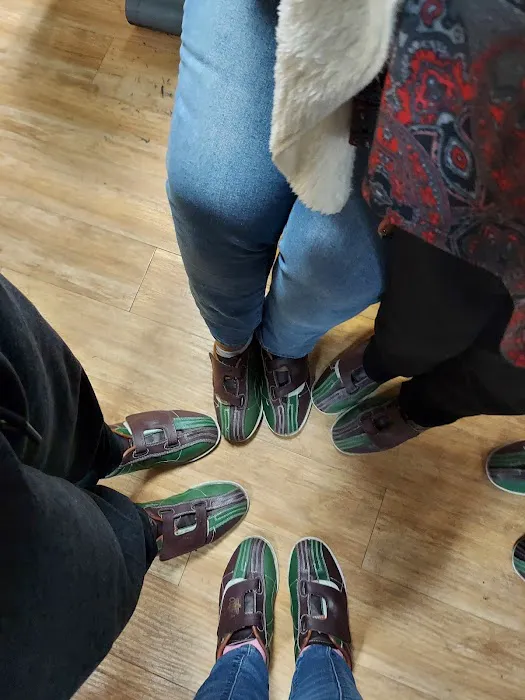 Apple Valley Bowl Picture 10