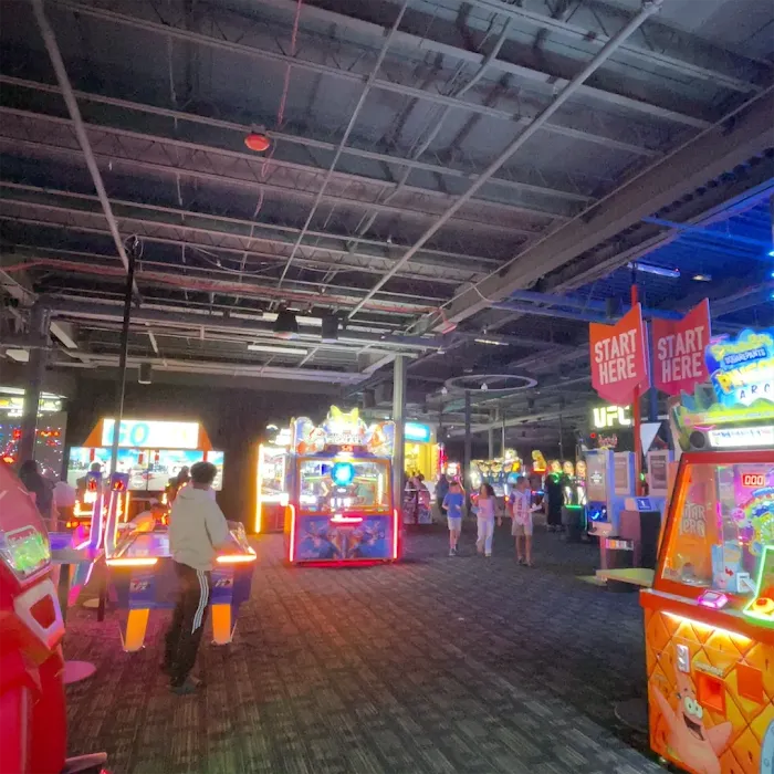 Dave & Buster's Milford Picture 9