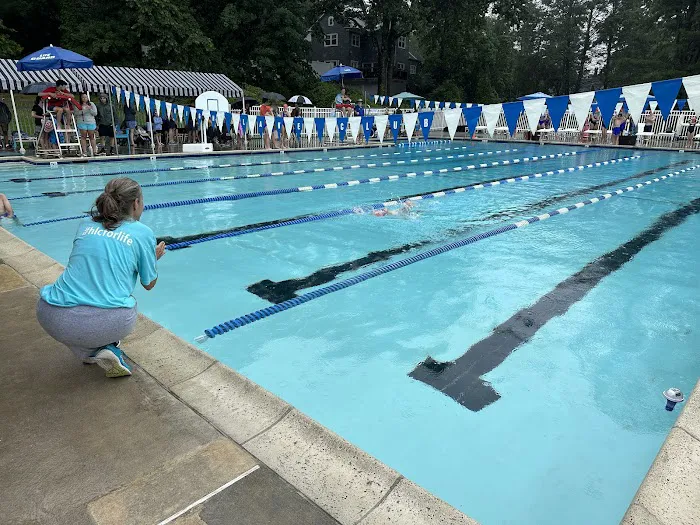 High Lane Club Picture 2