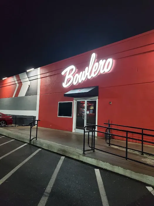 Bowlero Wallingford Picture 2