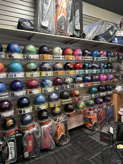 One Stop Bowler's Shop Picture 3