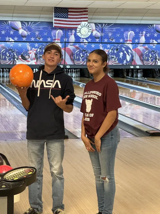 Bar-Don Lanes Picture 4