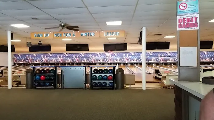 Bar-Don Lanes Picture 6