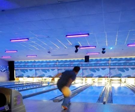 Blue Valley Lanes Inc