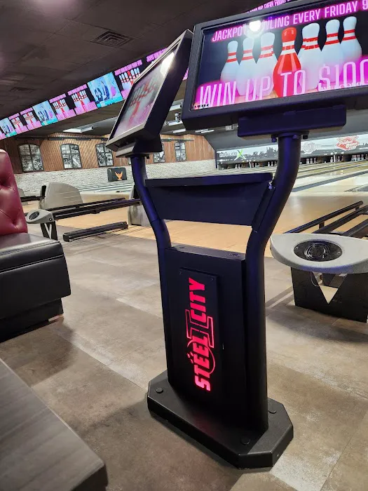 Steel City Bowl and Brews Picture 9