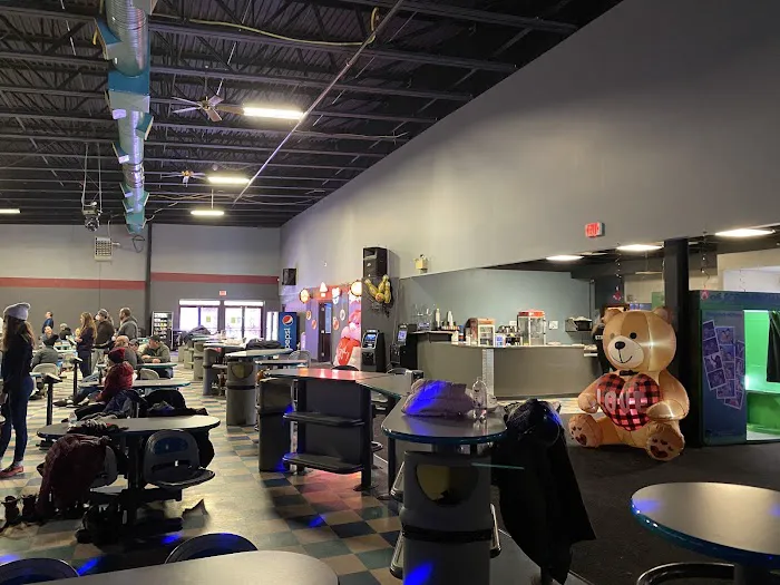 Summit Lanes Picture 8