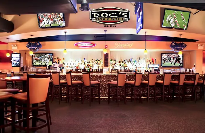 Doc's Bar & Grill Picture 3