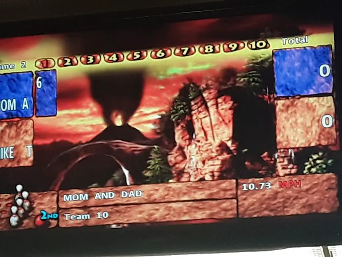 Bowlero Bristol Picture 7