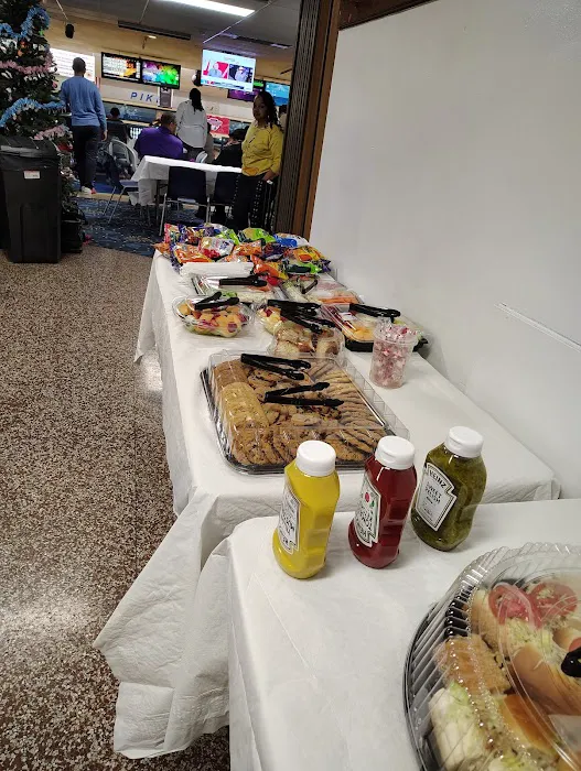 Pike Lanes Bowling Inc Picture 7