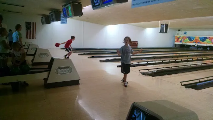 Pike Lanes Bowling Inc Picture 9