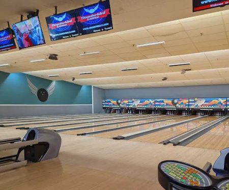 Thunderbird Lanes - Holme Ave.