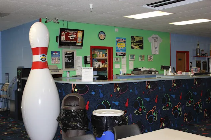 Thunderbird Lanes Picture 2