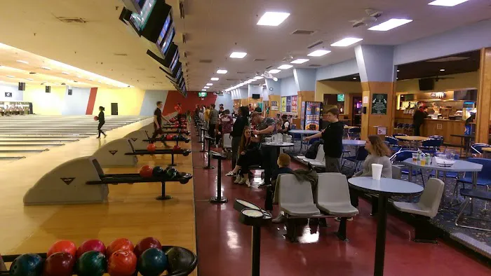 Thunderbird Lanes - Warminster Picture 1