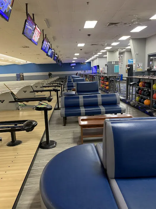 Thunderbird Lanes - Warminster Picture 9