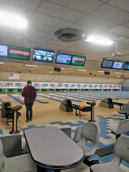Lessard Lanes Picture 5