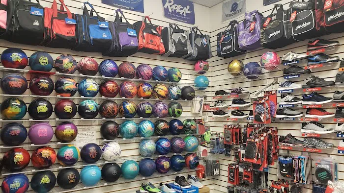 Competitive Edge Bowling LLC Picture 3