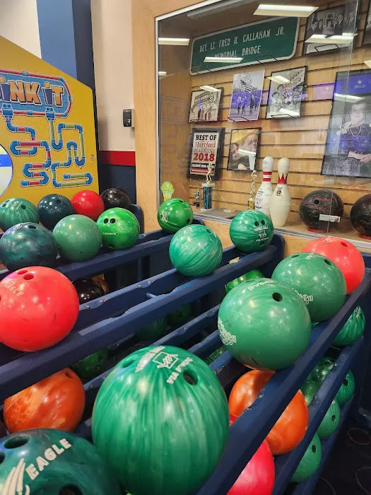 Callahan's Bowl-O-Rama Picture 7