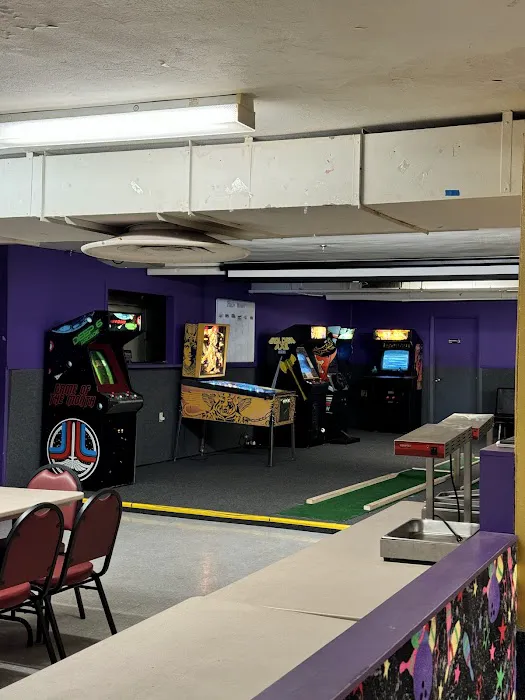 Ducks on the Ave Picture 5