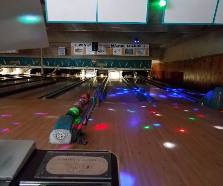 Laurel Duckpin Bowling Lanes