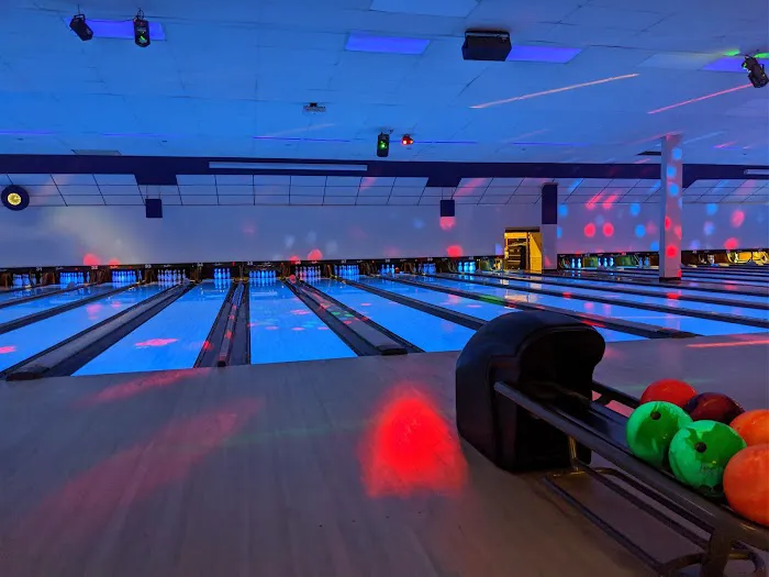 Hall of Fame Silver Lanes Picture 2