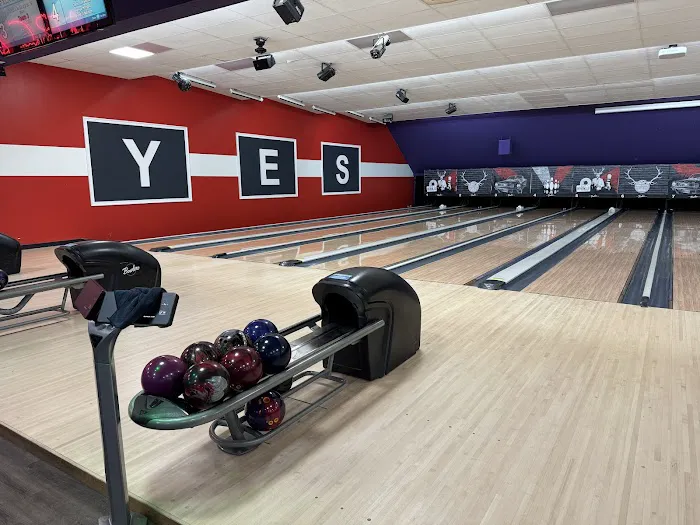 Hall of Fame Silver Lanes Picture 5