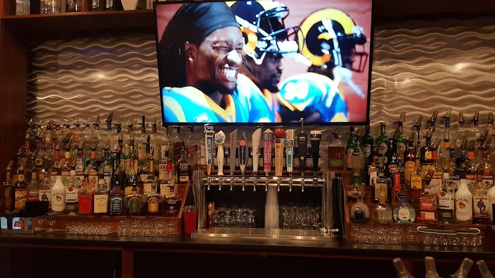 Revolutions Bowling and Lounge Picture 1