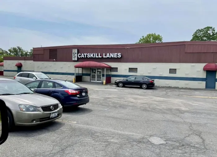 Hoebowl Bowling Center Picture 9