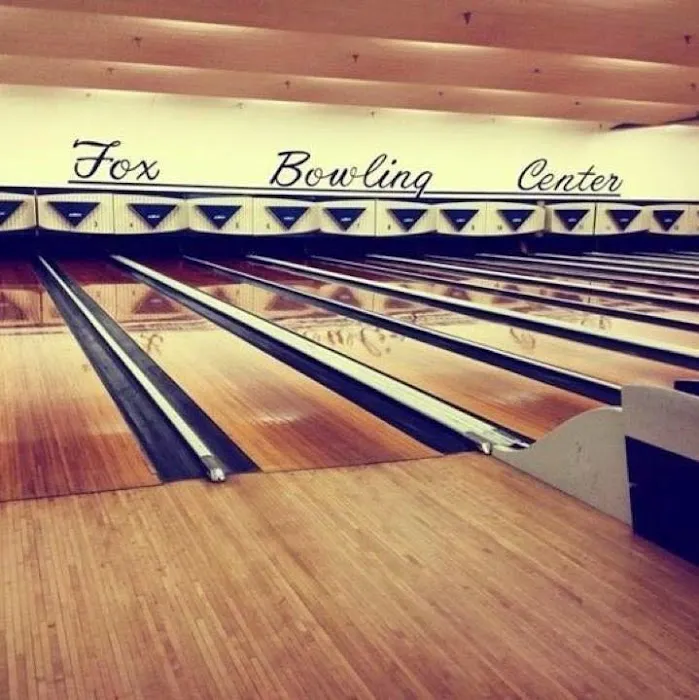 Fox Bowling Center Picture 6