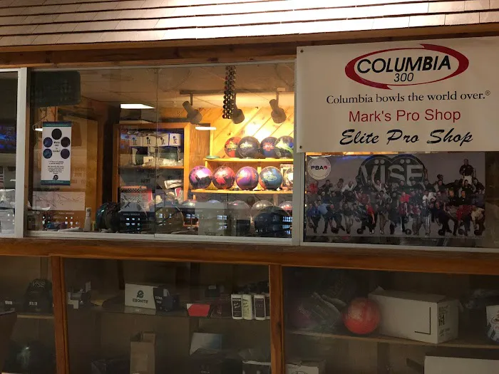 Modern Lanes Picture 3