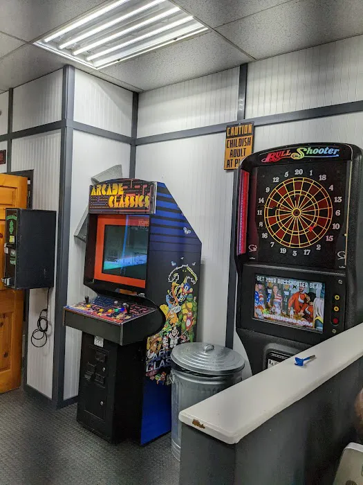 The farm & table restaurant and bowling Picture 5