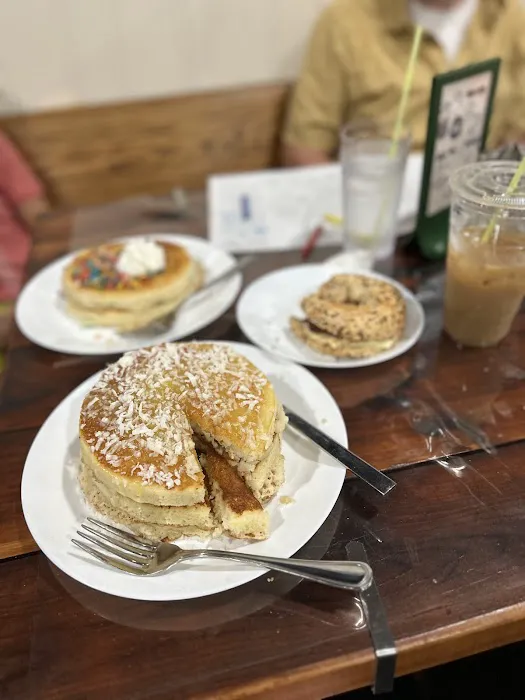 The farm & table restaurant and bowling Picture 4