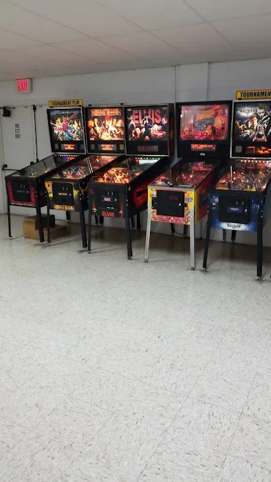 Earl Bowl Lanes Picture 7