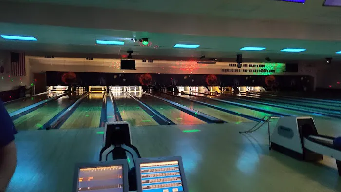 Spare Time Lanes Picture 6