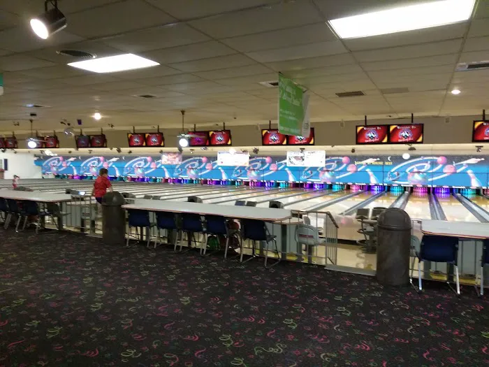 Facenda Whitaker Lanes Picture 10