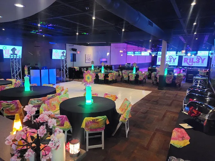 Spare Time Windsor Locks Picture 7