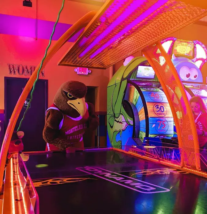 Lucky Strike Cherry Hill Picture 10