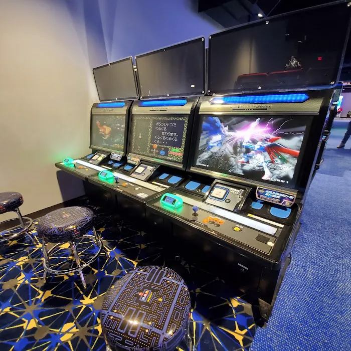 Round1 Bowling & Arcade Fashion District Philadelphia Picture 5