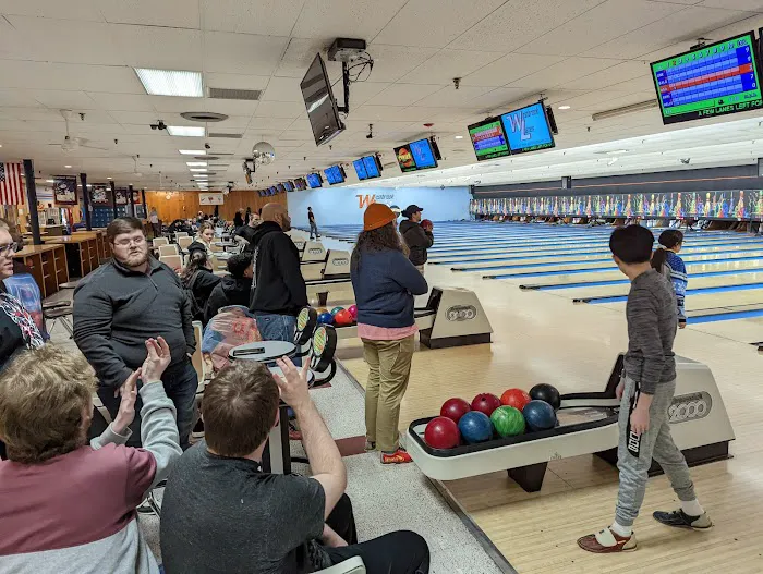 Westbrook Lanes Family Bowling Center Picture 5