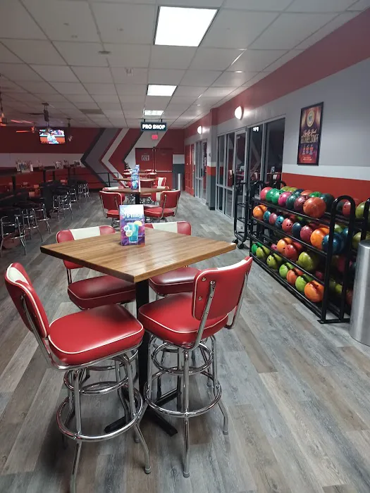 Bowlero Deptford Picture 5