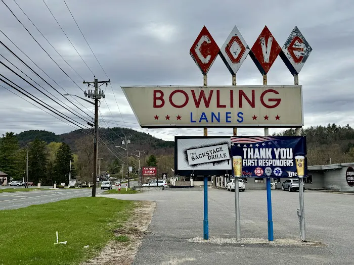 Cove Bowling and Entertainment Picture 8