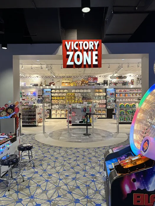 Round1 Bowling & Arcade Holyoke Mall Picture 6