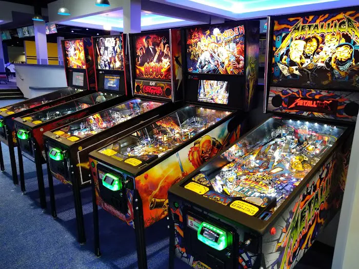 Round1 Bowling & Arcade Holyoke Mall Picture 5