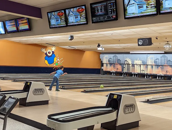 Spare Time Entertainment Picture 9