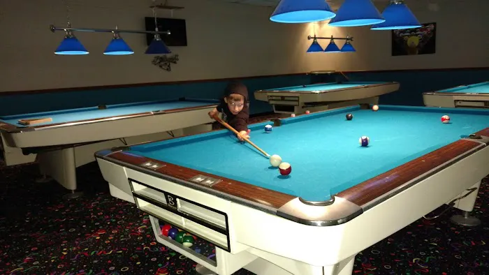 Lucky Strike Lanes Inc Picture 8