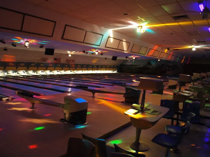 Lucky Strike Lanes Inc Picture 9