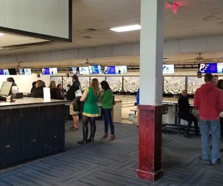 Norwich Bowling & Entertainment Center