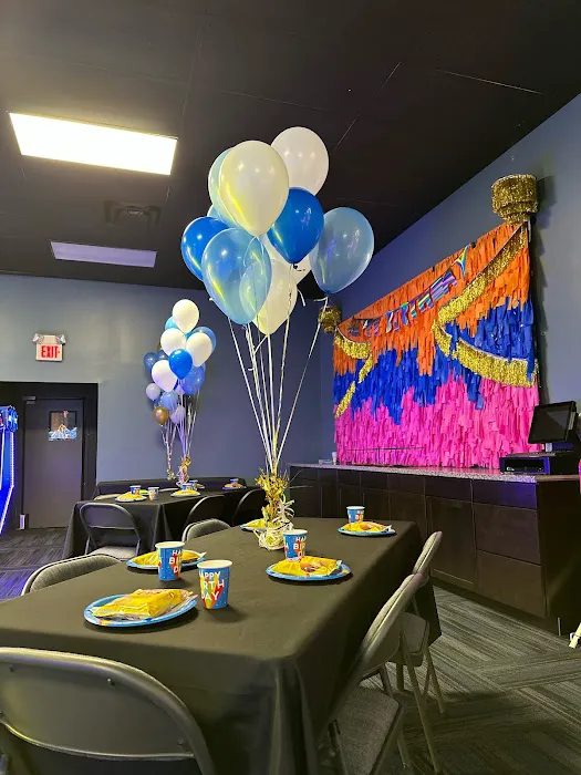 Norwich Bowling & Entertainment Center Picture 9