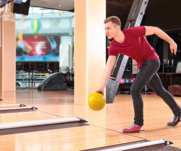 How to Master Bowling Footwork Quickly
