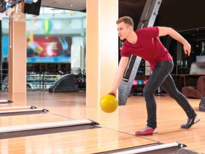 How to Master Bowling Footwork Quickly