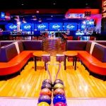 Best Bowling Alley Options for Nightlife and Social Events